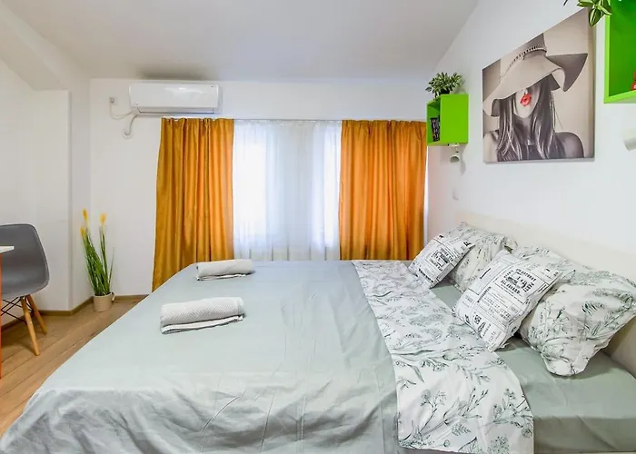 Apartment Cosy And Tiny Bucharest