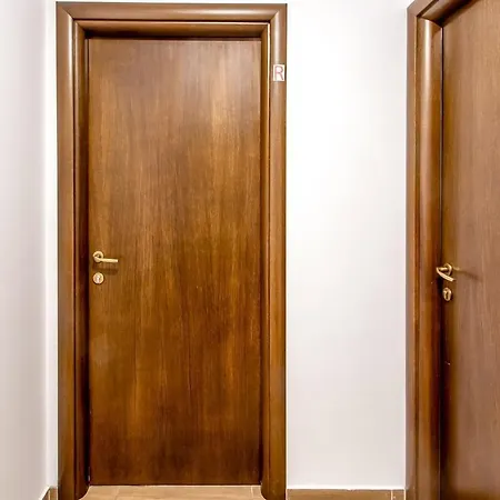 Cosy And Tiny Bukurešť