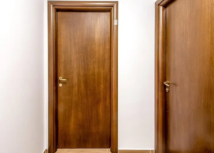 Cosy And Tiny Bükreş